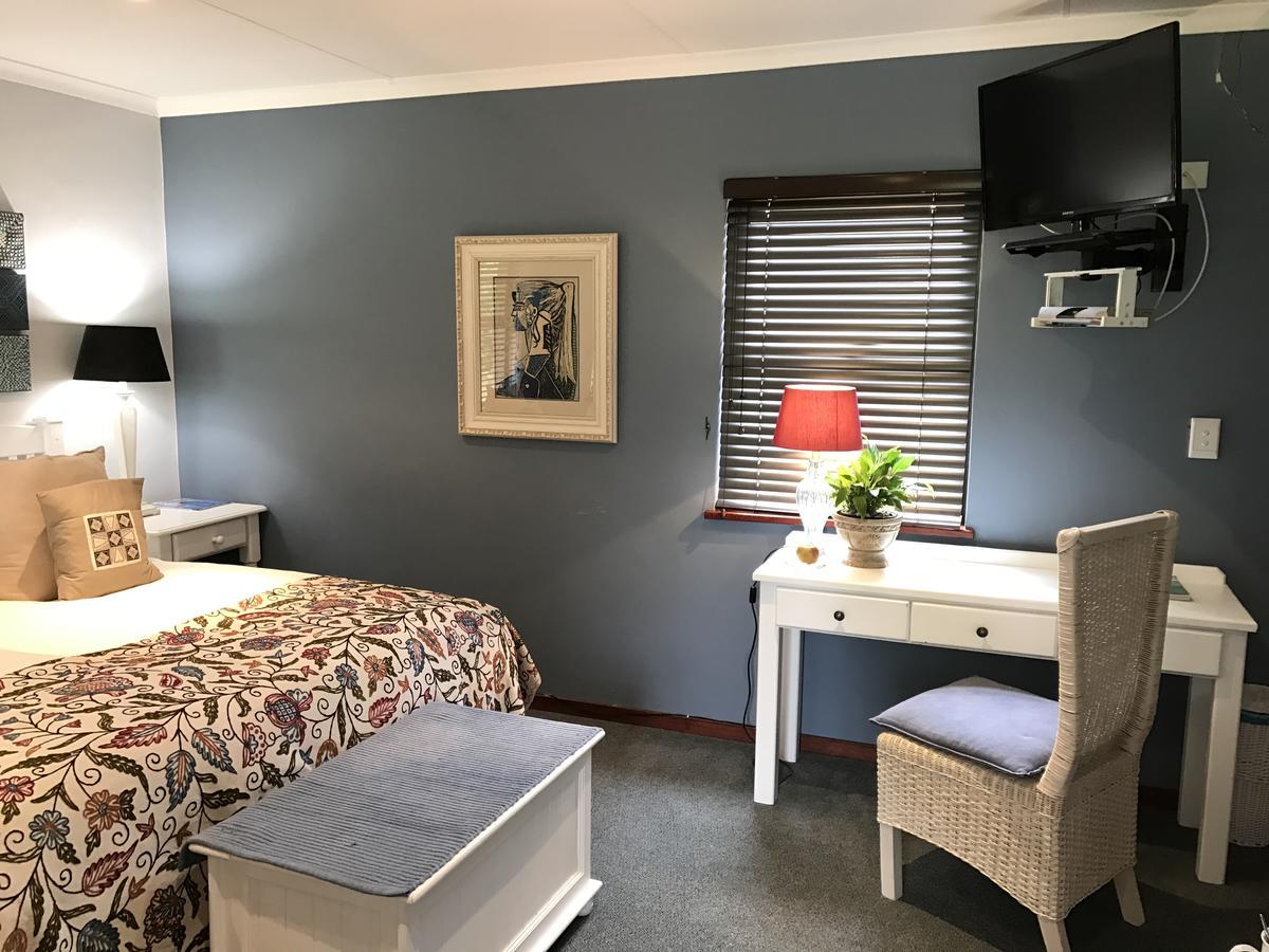 The Crown Guest House ベスレヘム エクステリア 写真