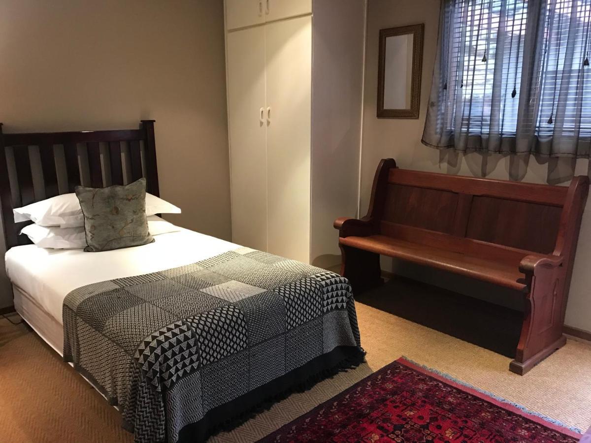 The Crown Guest House ベスレヘム エクステリア 写真
